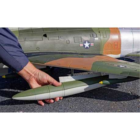 PREMIER AIRCRAFT F-100D SUPER SABRE GRÜN E-IMPELLER JET