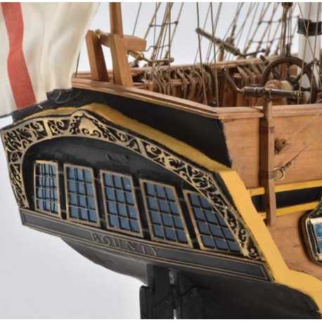 Barco HMS Bounty 1:60