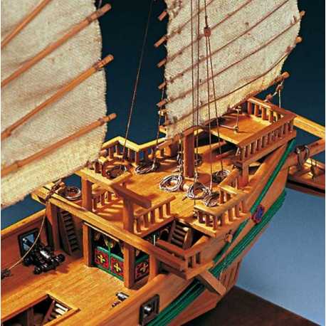Barco Basura pirata china 1:100