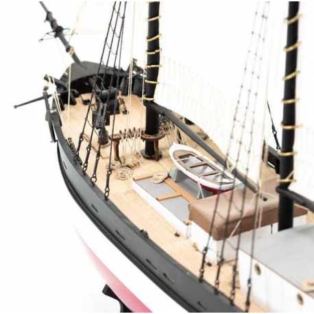 Barco Cazador Q-Ship 1:60