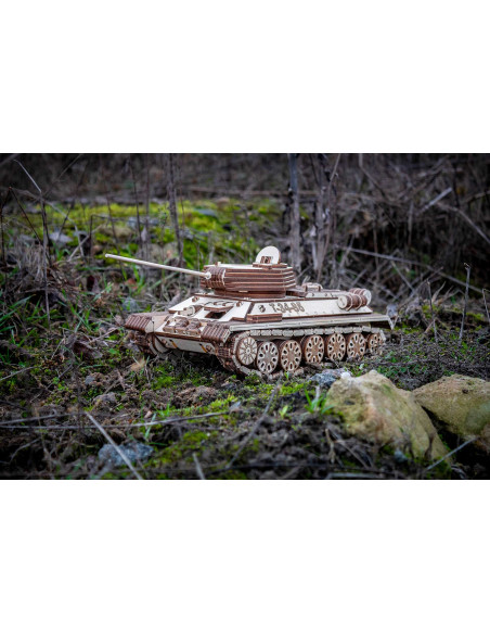 Tanque T-34-85 965 piezas