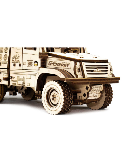 Camión MAZ 6440RR 1/30 277 piezas