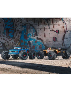 1/10 OUTCAST 4X4 4S V2 BLX Stunt Truck RTR 2