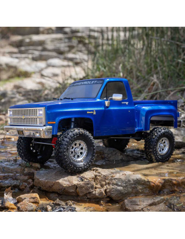 1/10 SCX10 III Base Camp 1982 Chevy K10 4X4 RTR, Blue