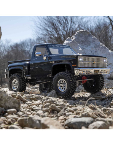 1/10 SCX10 III Base Camp 1982 Chevy K10 4X4 RTR, Black