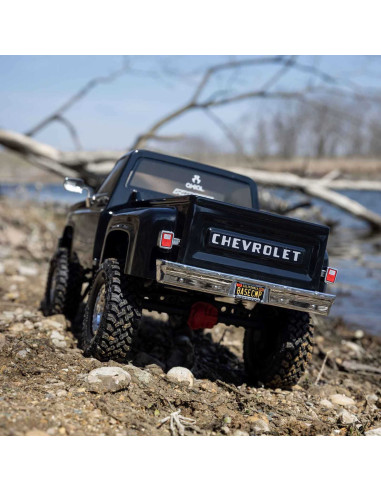1/10 SCX10 III Base Camp 1982 Chevy K10 4X4 RTR, Black