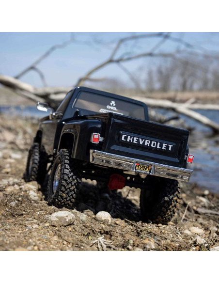 1/10 SCX10 III Base Camp 1982 Chevy K10 4X4 RTR, Black