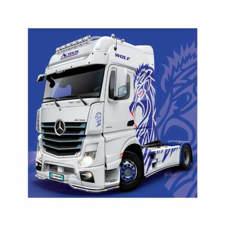 Maqueta de plástico Italeri: Camión de exposición. MB Actros MP4 Giga Space. Escala 1:24