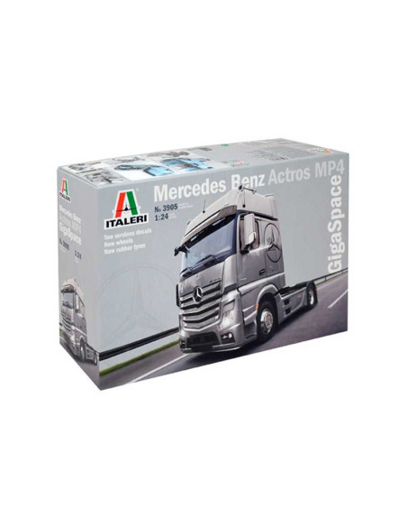 Maqueta de plástico Italeri: Camión MB Actros MP4 GigaSpace. Escala 1:24