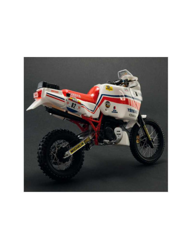 Motos Yamaha Ténéré 660 cc 1986. Escala 1:9