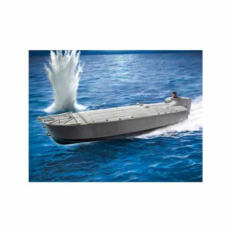 Barco M.T.M. Barchino with crew. Escala 1:35