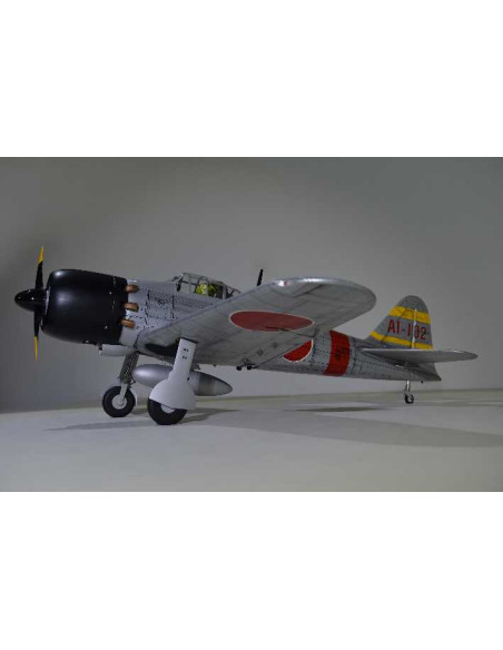 ZERO A6M 1,72m 68" W/Electric Retract 20-26cc ARF