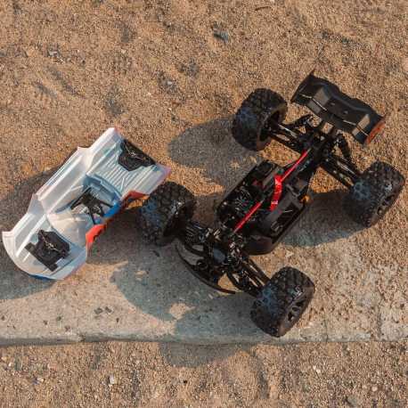 1/8 KRATON 6S V5 4WD BLX Speed Monster Truck with Spektrum Firma RTR, Red