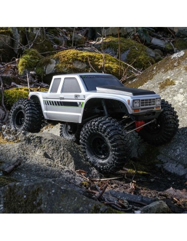 1/10 SCX10 III Coyote 4X4 RTR Brushed Rock Crawler, Silver