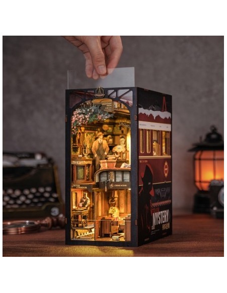 Book Nook Interor de un Tren "Train Mystery Case" con 338 piezas.